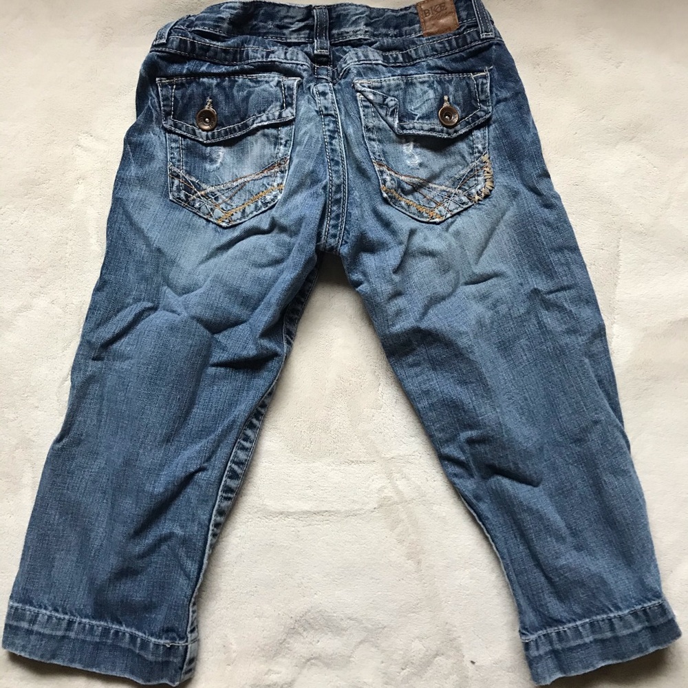 Bke Capris - image 3